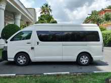 https://riyasewana.com/uploads/toyota-kdh-221k-22175859162.jpg