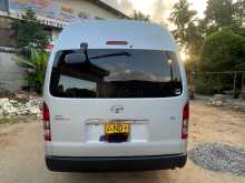 https://riyasewana.com/uploads/toyota-kdh-222-2005-912464712282.jpg