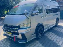 Toyota KDH 222 High Roof 2010 Van