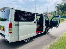 https://riyasewana.com/uploads/toyota-kdh-222148184953.jpg