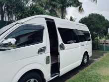 https://riyasewana.com/uploads/toyota-kdh-223-14100956143.jpg