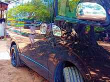https://riyasewana.com/uploads/toyota-kdh-241331464772.jpg