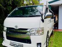 Toyota KDH 2007 Van