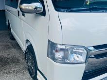 Toyota KDH 2006 Van