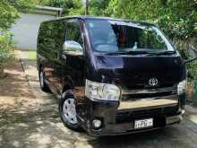 https://riyasewana.com/uploads/toyota-kdh-2513182022012.jpg