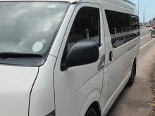 https://riyasewana.com/uploads/toyota-kdh-2710561617532.jpg