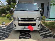Toyota KDH 2007 Van