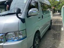 https://riyasewana.com/uploads/toyota-kdh-39492424942.jpg