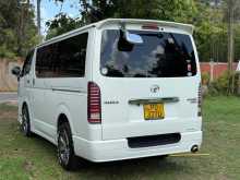 https://riyasewana.com/uploads/toyota-kdh-513253422813.jpg