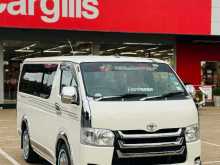 Toyota KDH 2006 Van