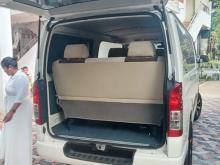 https://riyasewana.com/uploads/toyota-kdh-610423117955.jpg