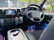 https://riyasewana.com/uploads/toyota-kdh-6111620195.jpg