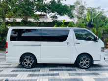 https://riyasewana.com/uploads/toyota-kdh-6111620254.jpg