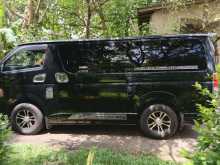 https://riyasewana.com/uploads/toyota-kdh-71517474753.jpg