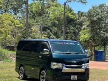Toyota KDH 2006 Van