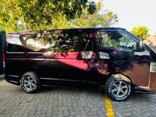 https://riyasewana.com/uploads/toyota-kdh-dark-2015-2922031512114.jpg