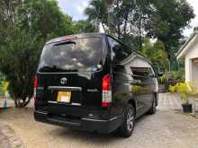 https://riyasewana.com/uploads/toyota-kdh-dark-2015-67215612853.jpg