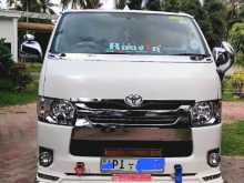 https://riyasewana.com/uploads/toyota-kdh-dark-2017-410480512712.jpg