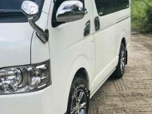 https://riyasewana.com/uploads/toyota-kdh-dark-2216323424045.jpg