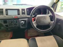 https://riyasewana.com/uploads/toyota-kdh-dx-138200317046.jpg