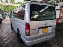 https://riyasewana.com/uploads/toyota-kdh-dx-2006-123375812223.jpg