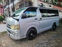 Toyota KDH DX 2006 Van