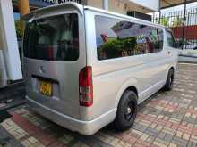 https://riyasewana.com/uploads/toyota-kdh-dx-2006-138193812242.jpg