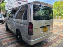https://riyasewana.com/uploads/toyota-kdh-dx-2006-623354712443.jpg