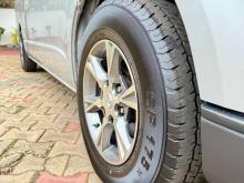 https://riyasewana.com/uploads/toyota-kdh-gdh-11001456305.jpg