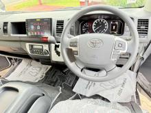 https://riyasewana.com/uploads/toyota-kdh-gdh-11001456334.jpg