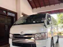 https://riyasewana.com/uploads/toyota-kdh-gdh-111471722682.jpg