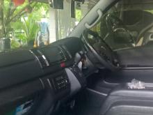 https://riyasewana.com/uploads/toyota-kdh-gdh-2018445517515.jpg