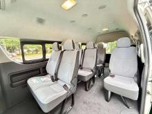 https://riyasewana.com/uploads/toyota-kdh-gdh-61049396954.jpg