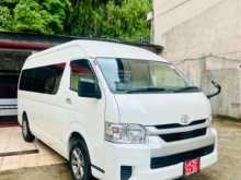 https://riyasewana.com/uploads/toyota-kdh-gdh223-2024-2012144612682.jpg