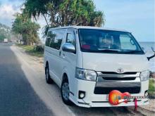 https://riyasewana.com/uploads/toyota-kdh-gl-12484324073.jpg