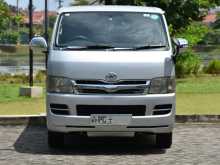 Toyota KDH GL 2007 Van
