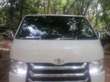 Toyota Kdh Gl 2014 Van