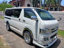 Toyota KDH GL 2007 Van