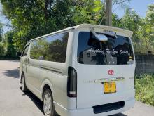https://riyasewana.com/uploads/toyota-kdh-gl-69503017082.jpg
