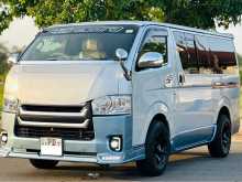 Toyota Kdh Hiace 200 GL 2007 Van