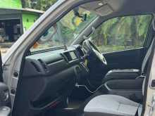 https://riyasewana.com/uploads/toyota-kdh-high-151157564972.jpg