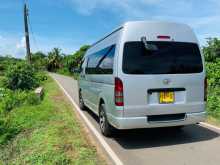 Toyota KDH High Roof 220 2006 Van