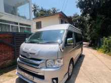 Toyota KDH High Roof 222 2006 Van