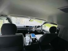 https://riyasewana.com/uploads/toyota-kdh-high-2917575824361.jpg