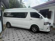 https://riyasewana.com/uploads/toyota-kdh-high-410353022652.jpg