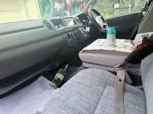 https://riyasewana.com/uploads/toyota-kdh-highroof-11445126585.jpg