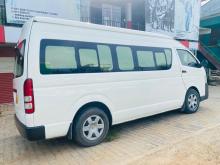 https://riyasewana.com/uploads/toyota-kdh-highroof-511561817865.jpg