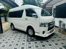 https://riyasewana.com/uploads/toyota-kdh-medium-178521022282.jpg