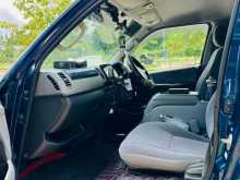 https://riyasewana.com/uploads/toyota-kdh-sgl-2484255315.jpg