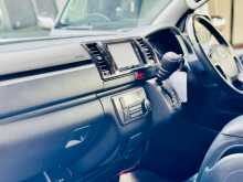 https://riyasewana.com/uploads/toyota-kdh-siper-2015-2020102312972.jpg